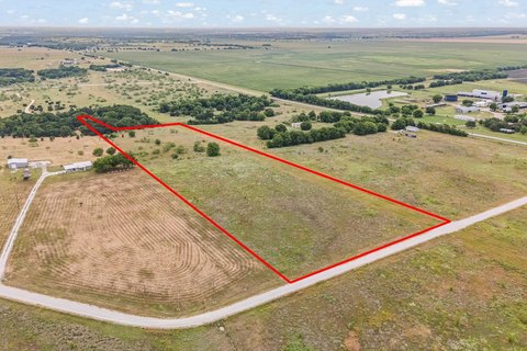 Creek-Front Farmland Acreage