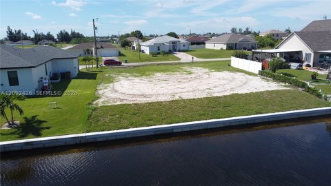 Land, Cape Coral, FL