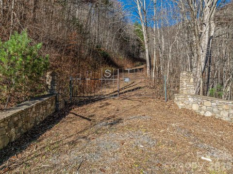 Land, Marshall, NC