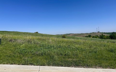 Residential Land in Hinton, Iowa