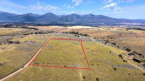 Land, Stevensville, MT