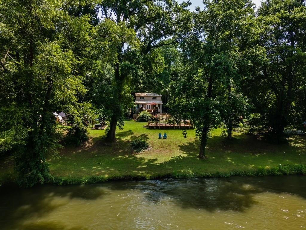 Hiawassee River Bed & Breakfast