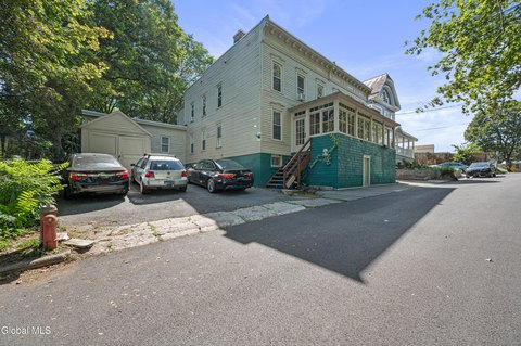 Four-Unit Building in Troy, NY