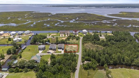 Waterfront Lot in Diamondhead, MS