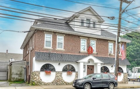 Mixed-Use Property in Norwood, MA