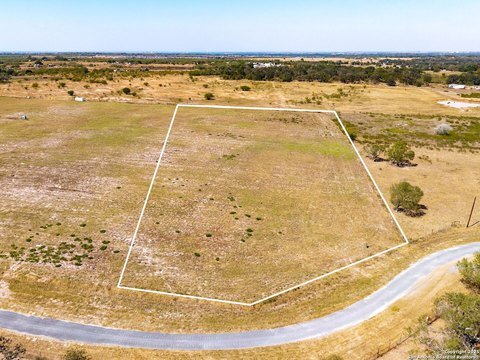 Land, Seguin, TX