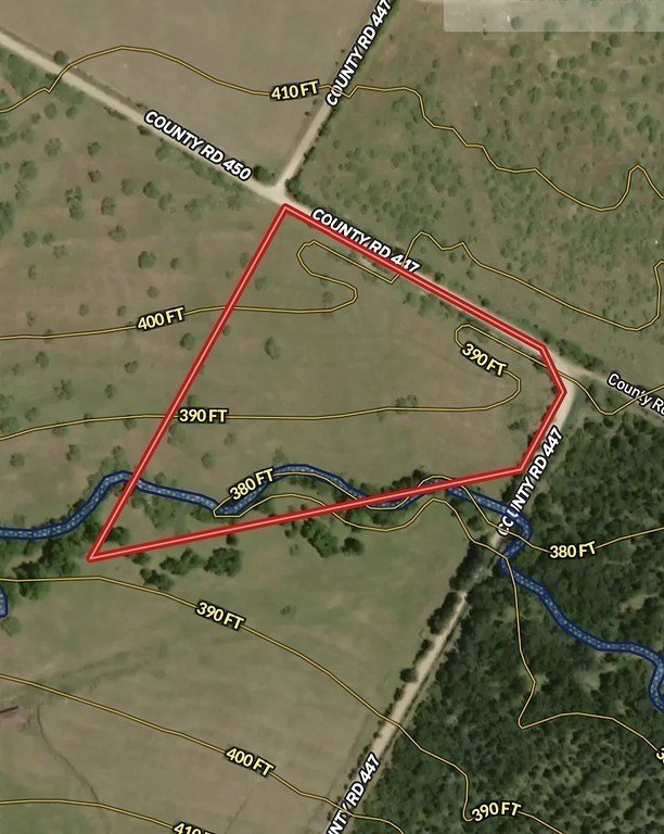 Secluded Land Parcel in Waelder