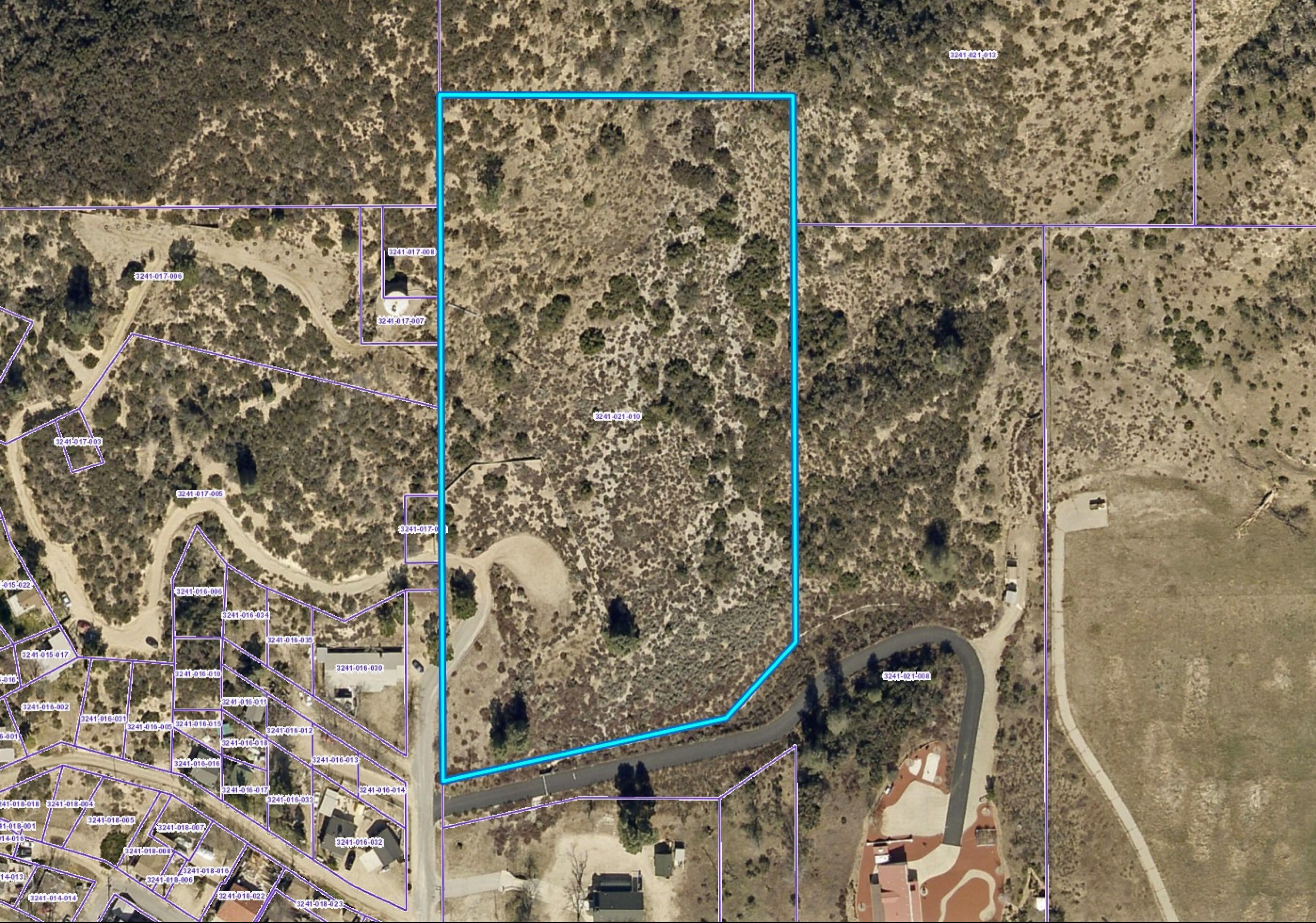 Lake Hughes View Property
