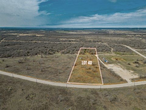 Ranch-Style Land Parcel with Trees