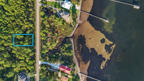 Water View Land in Gulf Breeze