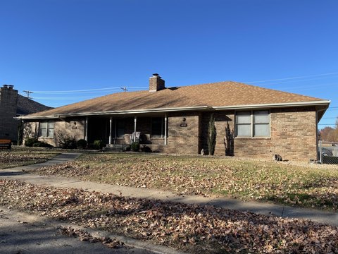 Springfield Duplex Near Amenities