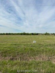 Land, Bryan, TX