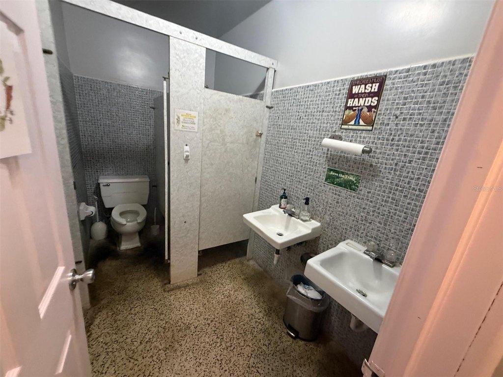 Picture 33