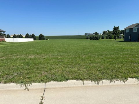 Land, Osmond, NE