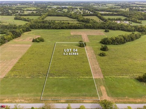 Peculiar, MO Acreage Homesite