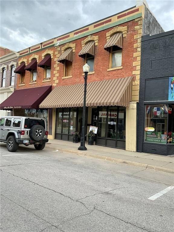 Downtown Chanute Commercial Building For Sale