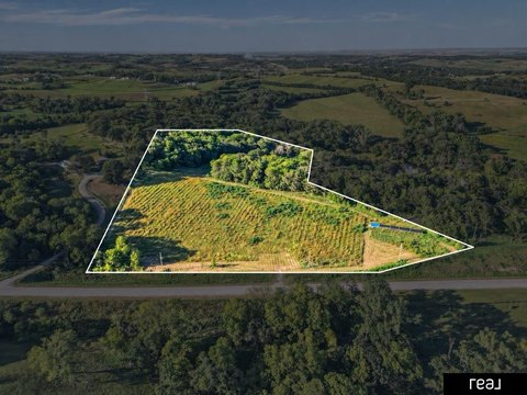 Agricultural Land with Geothermal Greenhouse
