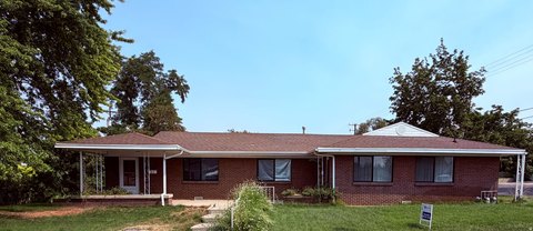Renovated Two-Bedroom Duplex