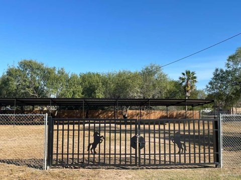 Residential Corner Lot in Hargill