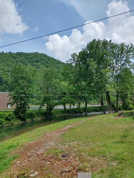 Riverfront Land Near Hatfield McCoy