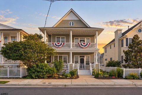 Two-Level Short-Term Rental Condo