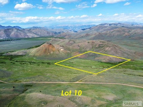 40 Acres in Moore, Idaho