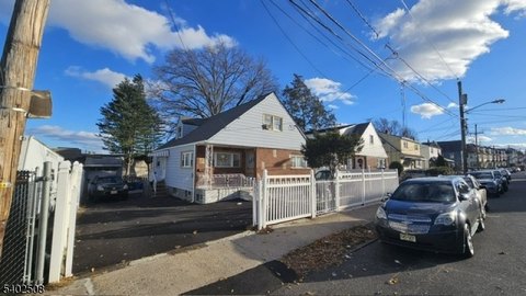 Mixed-Use Property in Paterson City