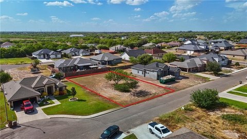 Land, Donna, TX