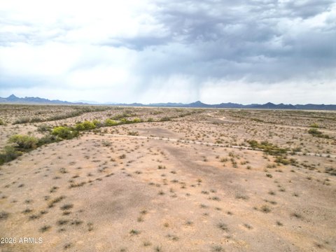 30 Acres in Growing Tonopah