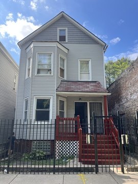 Charming Chicago Multifamily Investment Property