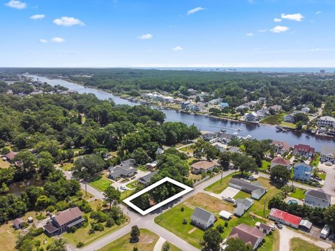 Little River Homesite Near Waterway