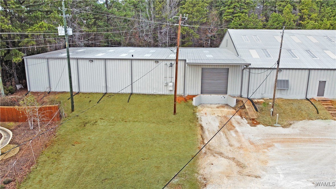 Northport Warehouse Space for Lease