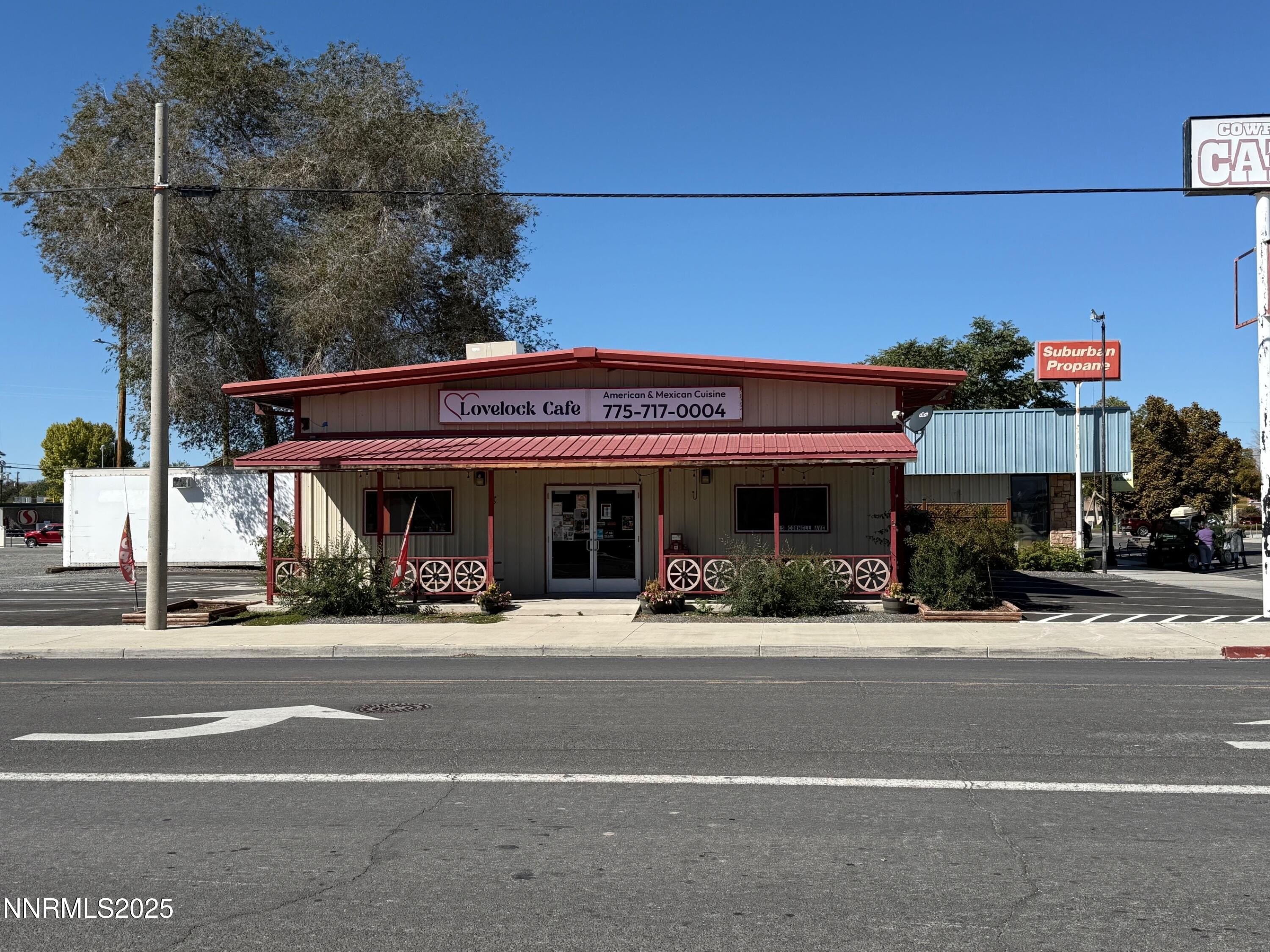 Corner Restaurant in Downtown Lovelock