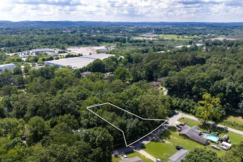 LAND - Chattanooga, TN