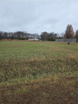 Residential Land in Linn Valley
