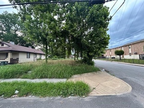 Corner Lot Development Opportunity