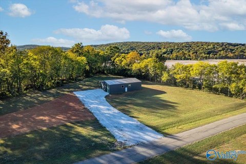 Land, New Market, AL