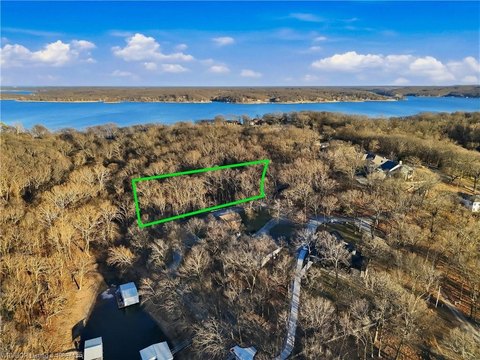 Lake-View Lot in The Coves