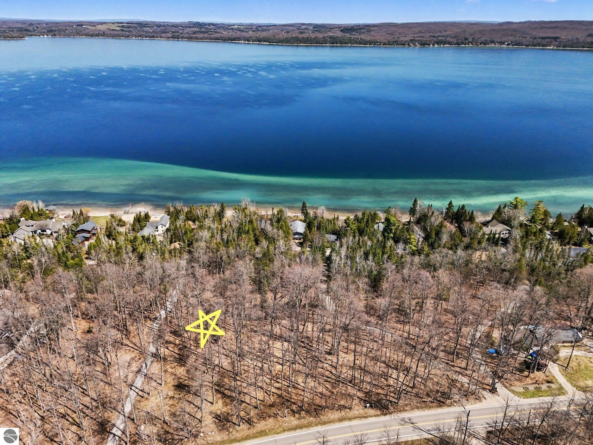 Lake Charlevoix Vacant Residential Lot