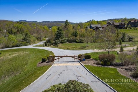 Blowing Rock Homesite in SweetGrass