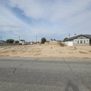Land, California City, CA
