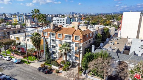 Hollywood Multifamily Investment Opportunity