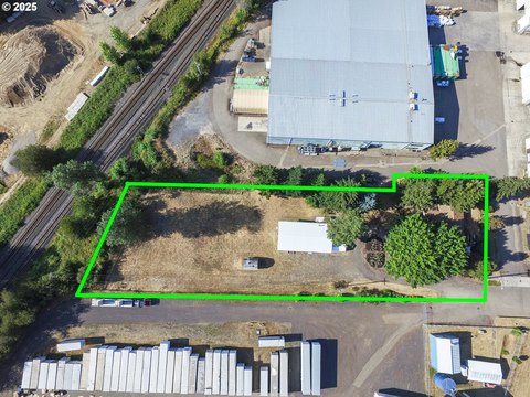 Aurora Commercial Property For Sale