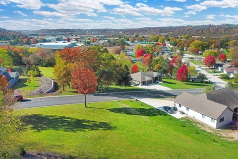 Land, Decorah, IA