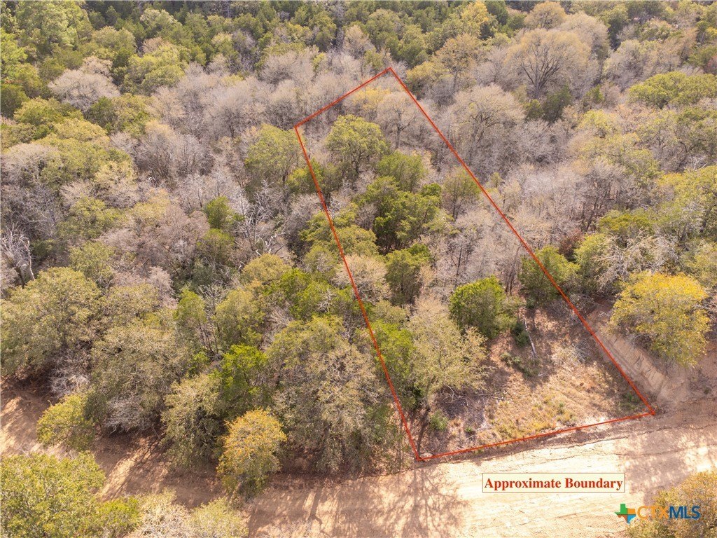 Bastrop Homesite in Amenity-Rich Community