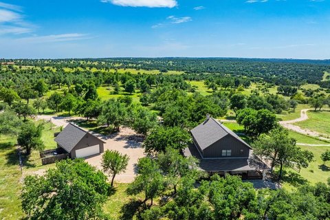 Income-Producing BNB on 10 Acres