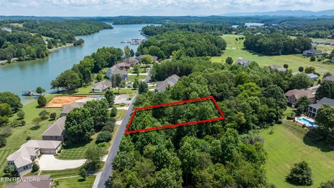 Lakeview Lot in Golfing Community