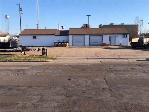 Commercial Building Near Starbucks
