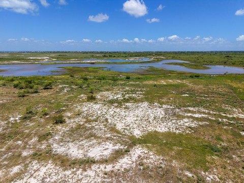 LAND - ROCKPORT, TX