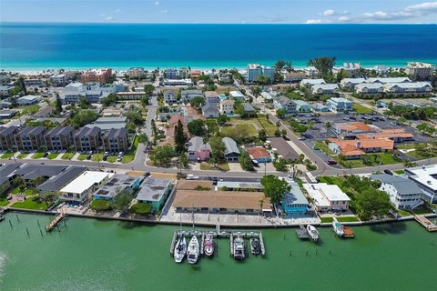 8-Unit Waterfront Apartment Complex